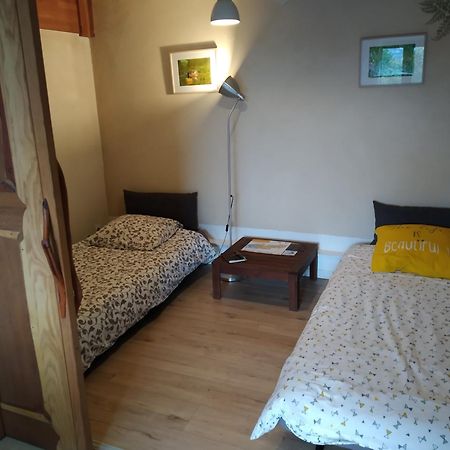 Les Troglogites Brasparts Quarto foto